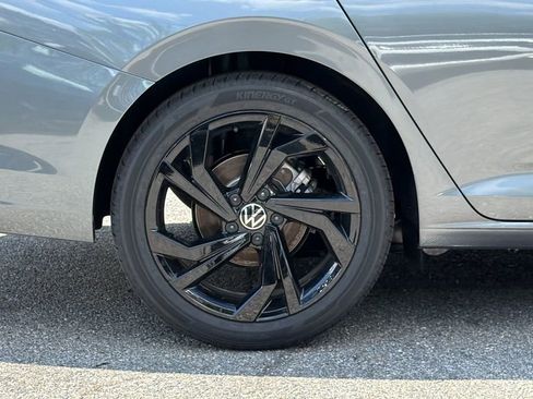 New 2026 Volkswagen Jetta SE FWD image 4