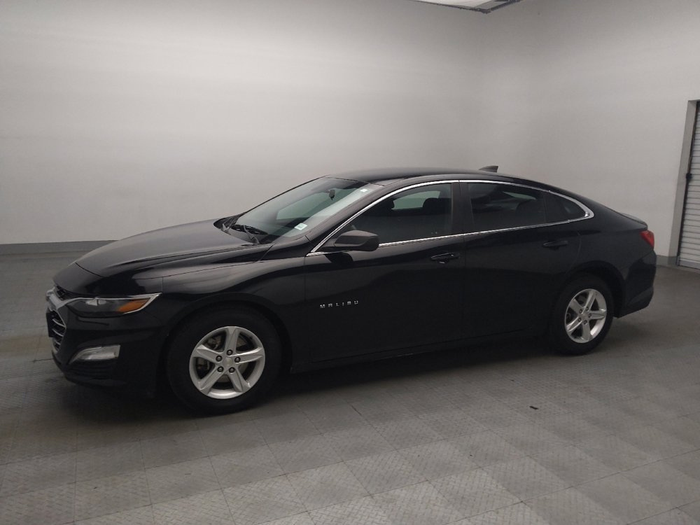 Used 2019 Chevrolet Malibu LS FWD image 2