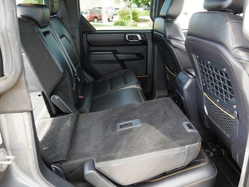 Used 2024 Ford Bronco Badlands AWD/4WD image 55