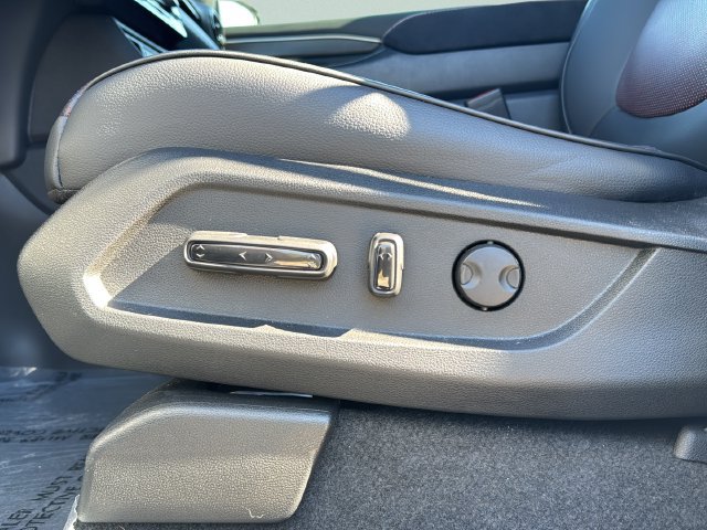 Certified 2026 Honda Pilot Black Edition image 15