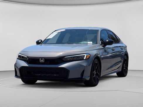 Used 2025 Honda Civic Sport image 5