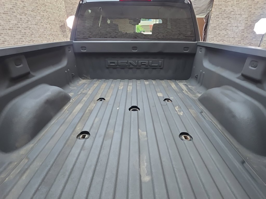 Used 2017 GMC Sierra 2500 Denali AWD/4WD image 6