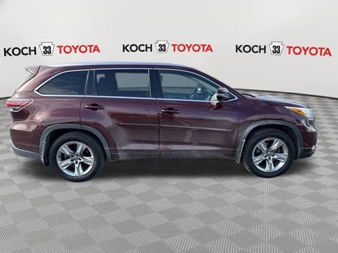 Used 2016 Toyota Highlander Limited image 9