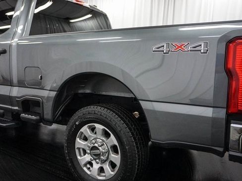 Used 2024 Ford F250 XLT image 8