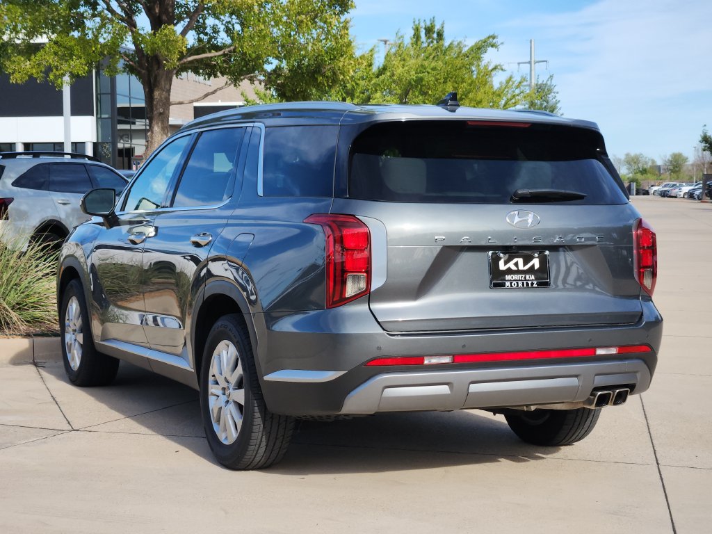 Used 2024 Hyundai Palisade SEL FWD image 3