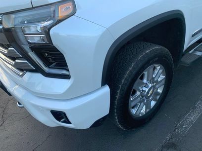 Used 2025 Chevrolet Silverado 2500 High Country w/ Technology Package