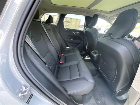 New 2027 Volvo XC60 B5 Core AWD/4WD image 27