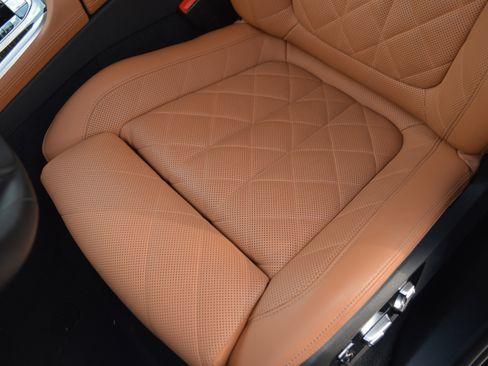 Certified 2025 BMW X7 xDrive40i w/ Premium Package image 26