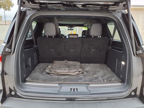 Used 2023 Lincoln Navigator L Black Label image 17