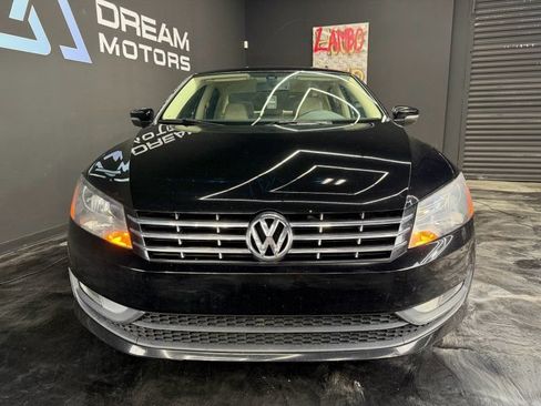 Used 2013 Volkswagen Passat TDI SEL Premium FWD image 2