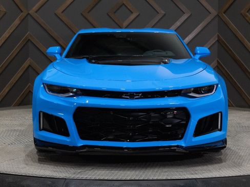 Used 2022 Chevrolet Camaro ZL1 image 19