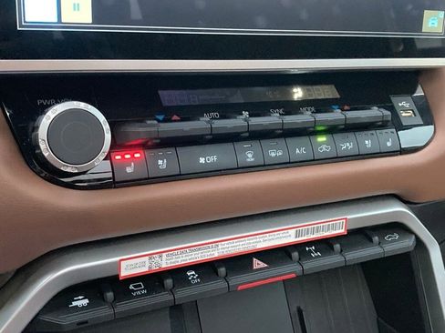 Used 2025 Toyota Tundra 1794 Edition image 28