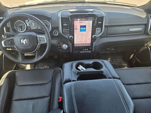 Used 2025 RAM 1500 Laramie AWD/4WD image 9