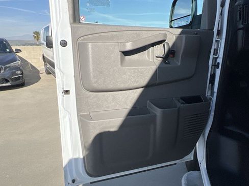 Used 2024 GMC Savana 2500 w/ Driver Convenience Package image 20