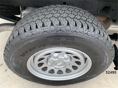 Used 2023 Chevrolet Silverado 1500 W/T RWD image 24