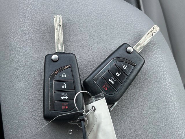 Used 2022 Toyota Camry SE AWD/4WD image 53