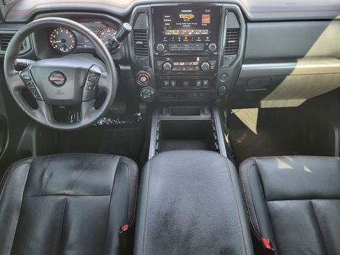 Used 2021 Nissan Titan PRO-4X w/ Pro-4x Convenience Package AWD/4WD image 26