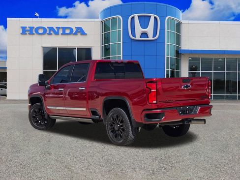 Used 2025 Chevrolet Silverado 2500 High Country w/ High Country Premium Package AWD/4WD image 5