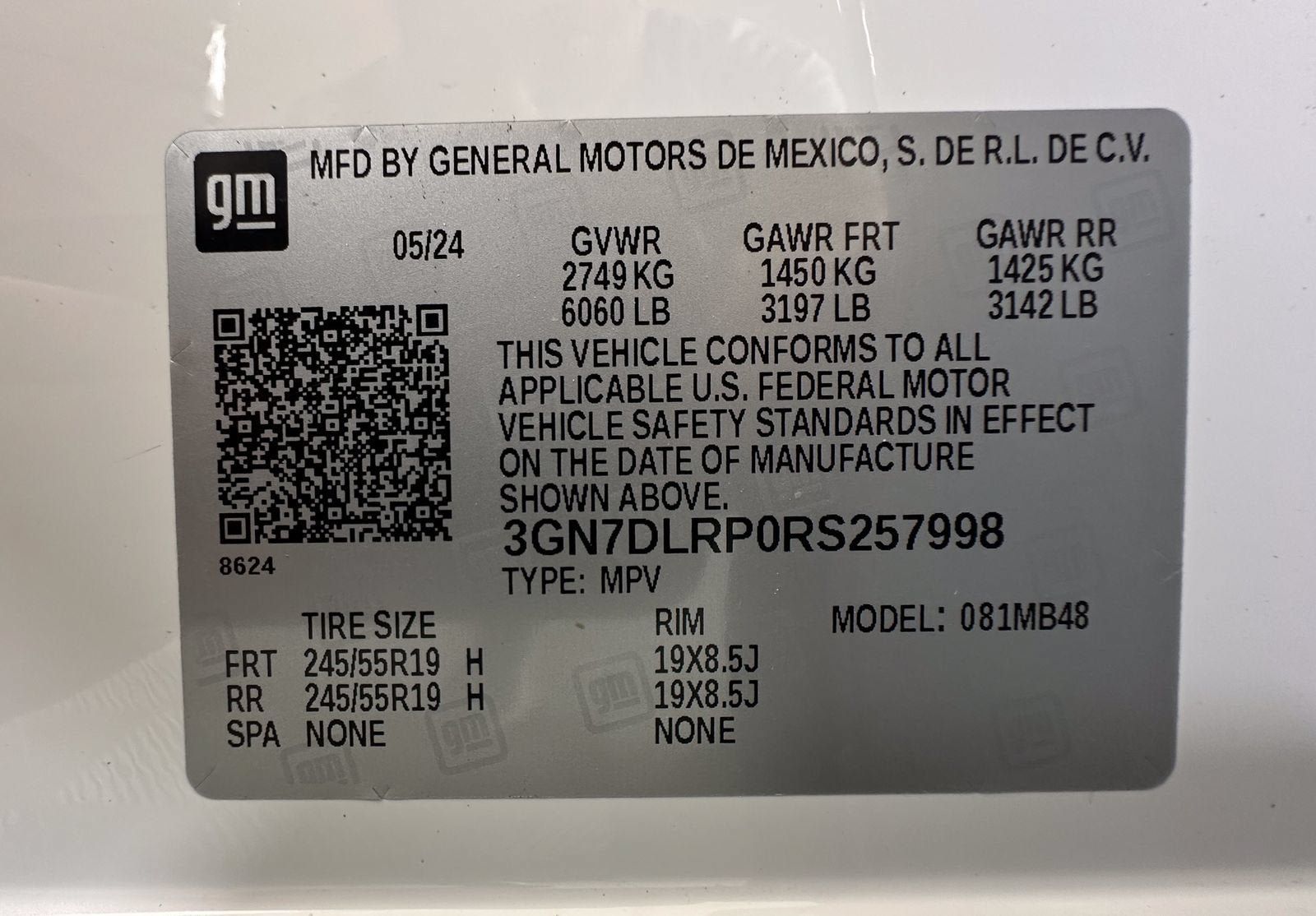 Certified 2024 Chevrolet Equinox EV LT w/ LPO, Blackout Package FWD image 14