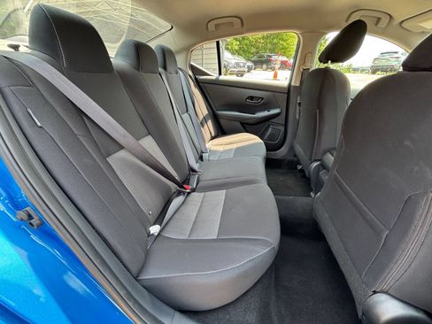 Used 2025 Nissan Sentra SV FWD image 35