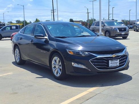 Used 2023 Chevrolet Malibu LT image 7