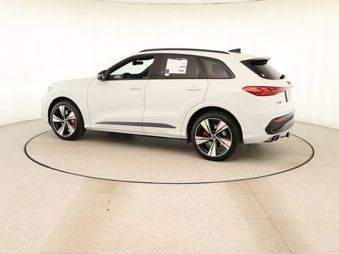 New 2026 Audi SQ5 Premium Plus AWD/4WD image 3