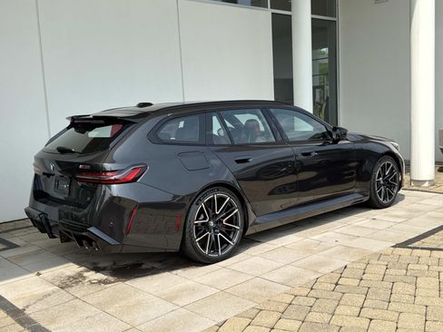 New 2027 BMW M5 Touring AWD/4WD image 5