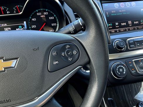 Used 2018 Chevrolet Impala LS FWD image 12