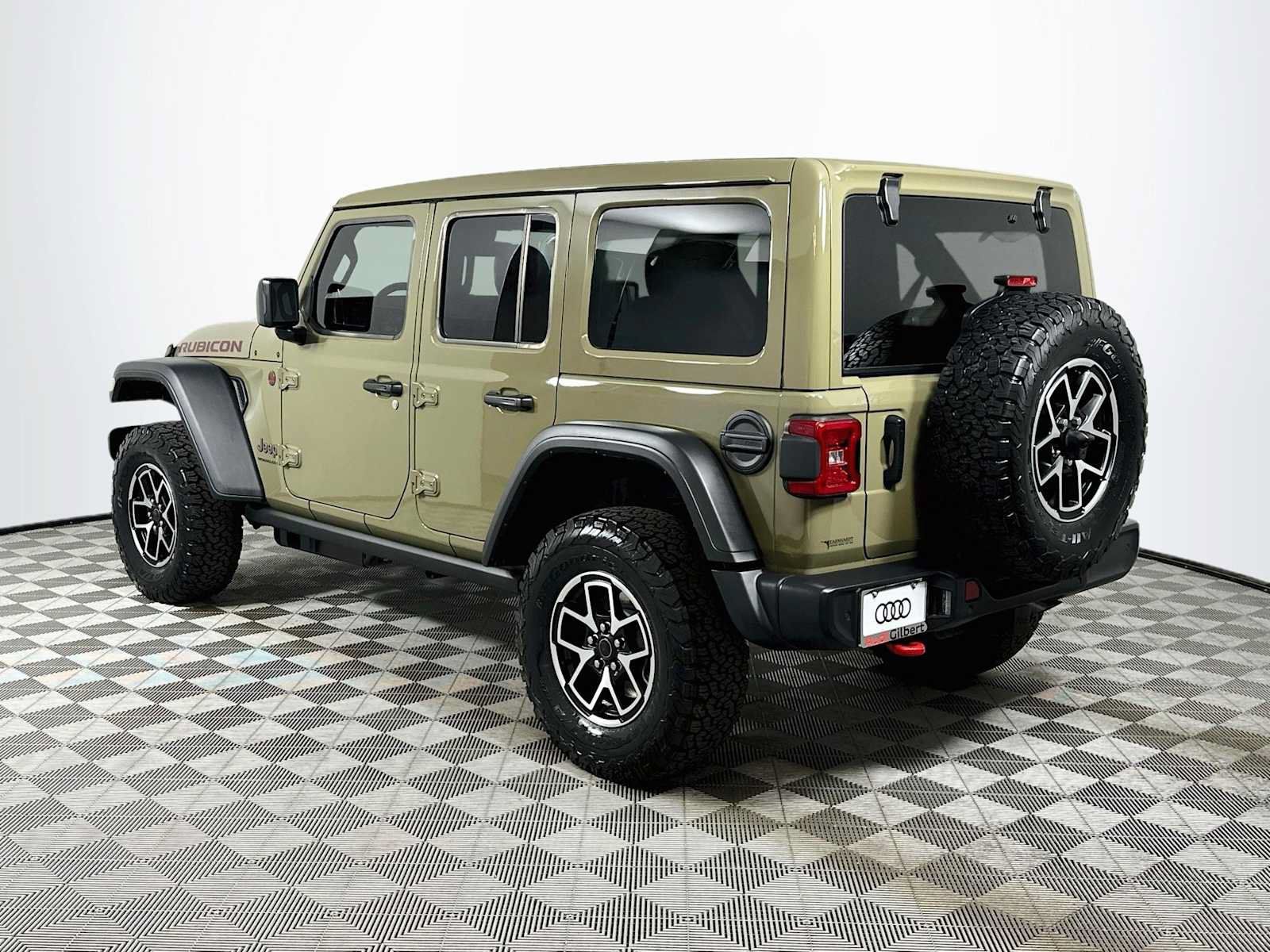 Used 2026 Jeep Wrangler Unlimited Rubicon w/ Safety Group AWD/4WD image 5