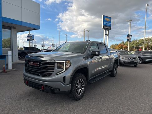 Certified 2023 GMC Sierra 1500 AT4 w/ Technology Package image 16