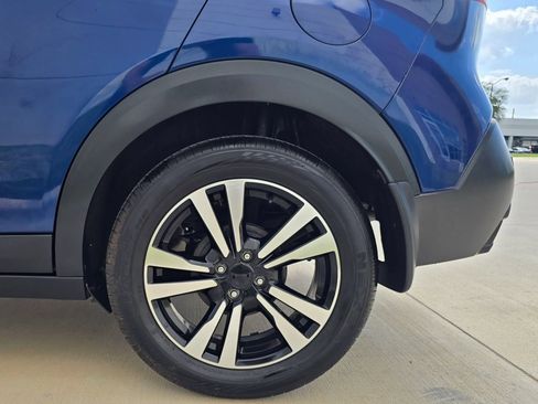 Used 2020 Nissan Kicks SV w/ Exterior Package FWD image 45