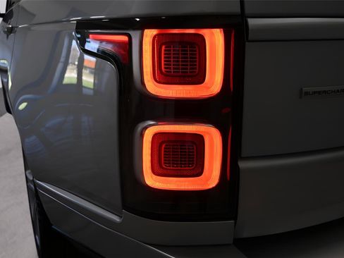 Used 2019 Land Rover Range Rover Long Wheelbase Supercharged image 40