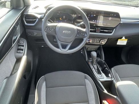 New 2026 Chevrolet TrailBlazer LT w/ Midnight Edition image 11