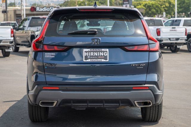 Used 2023 Honda CR-V Sport Touring image 4