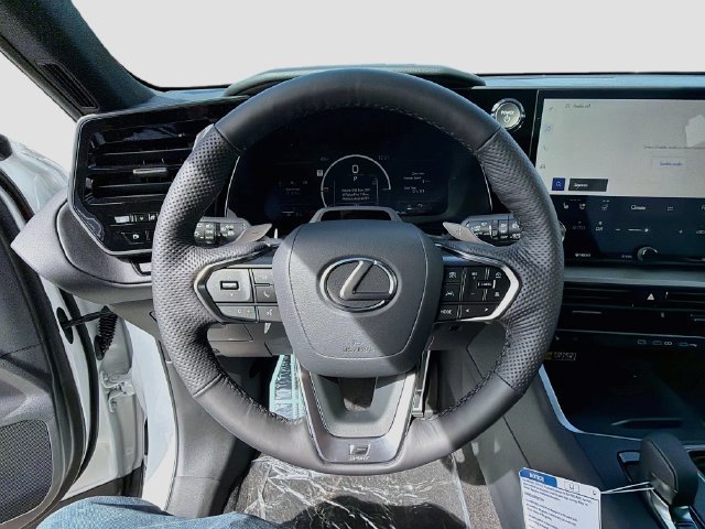 New 2026 Lexus TX 500h AWD image 41