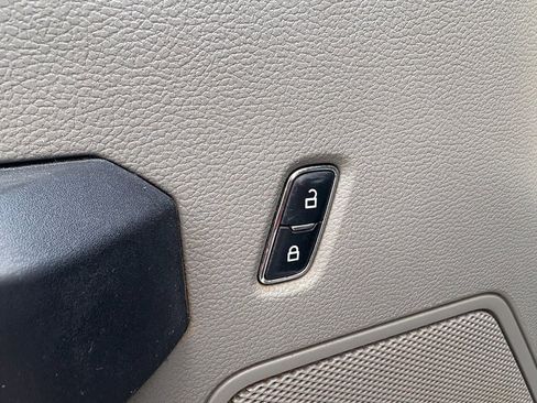 Used 2018 Ford F150 XL w/ Equipment Group 101A Mid image 12