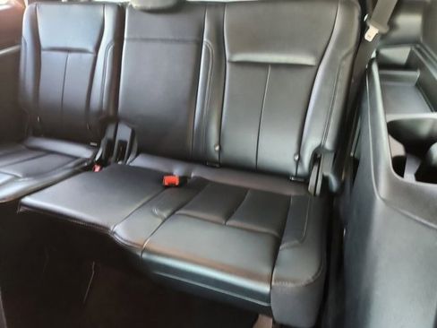 Used 2021 Ford Expedition XLT image 31