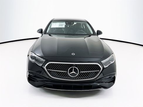 New 2026 Mercedes-Benz E 450 4MATIC Sedan image 2