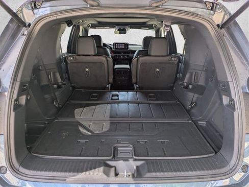 Certified 2026 Honda Pilot TrailSport image 6