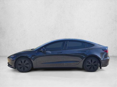 Used 2025 Tesla Model 3 Long Range image 9