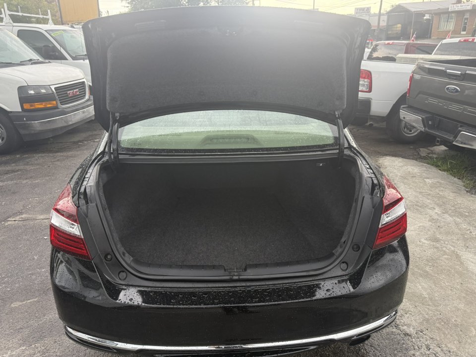 Used 2017 Honda Accord LX image 13