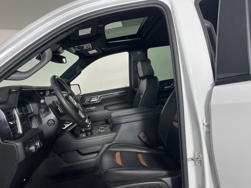 Used 2023 GMC Sierra 1500 AT4 w/ AT4 Preferred Package image 19