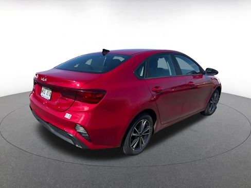 Used 2024 Kia Forte LXS FWD image 15