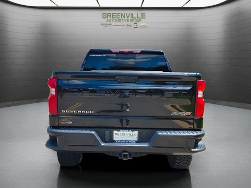 Used 2023 Chevrolet Silverado 1500 ZR2 w/ Technology Package image 7