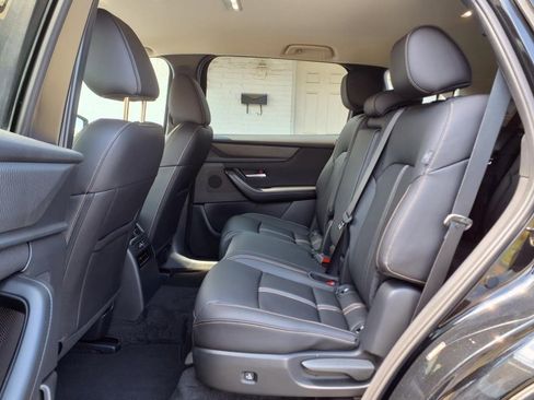 Certified 2024 MAZDA CX-90 3.3 Turbo w/ Select Package image 14