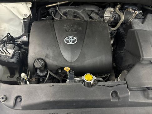 Used 2017 Toyota Highlander XLE AWD/4WD image 28