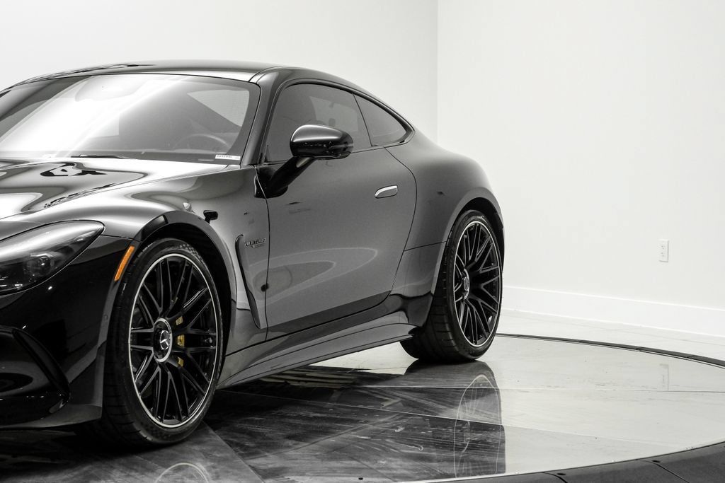 Used 2024 Mercedes-Benz AMG GT 55 image 3