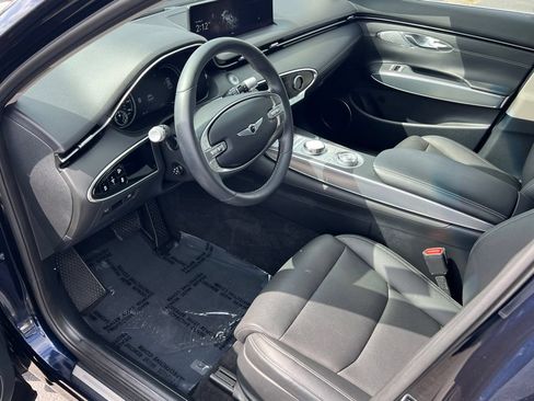 Used 2023 Genesis GV70 2.5T w/ Select Package AWD/4WD image 11