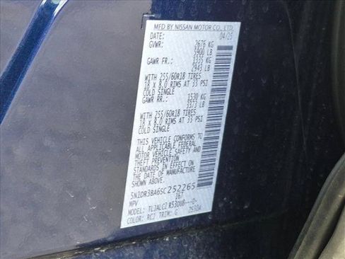 Used 2025 Nissan Pathfinder SV FWD image 25