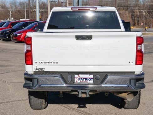 Used 2022 Chevrolet Silverado 2500 LT image 4